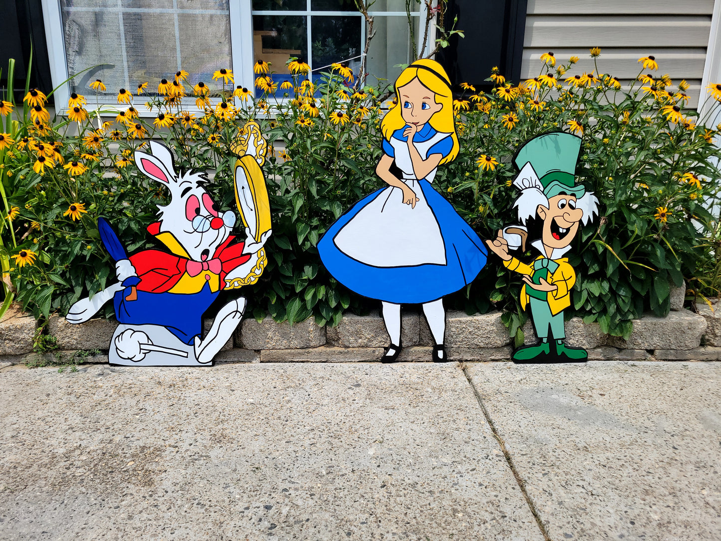 Alice, Mad Hatter, Rabbit yard art