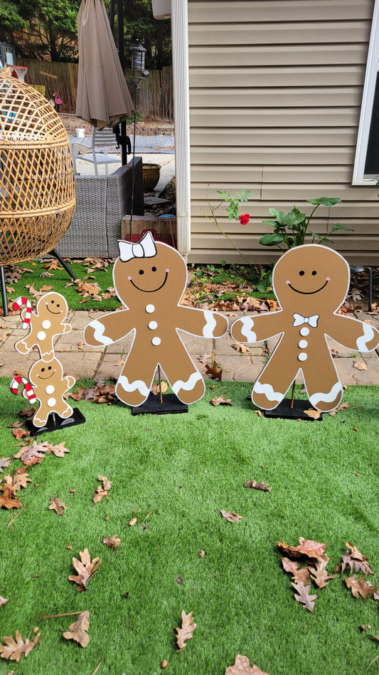 Gingerbread family yard art Christmas