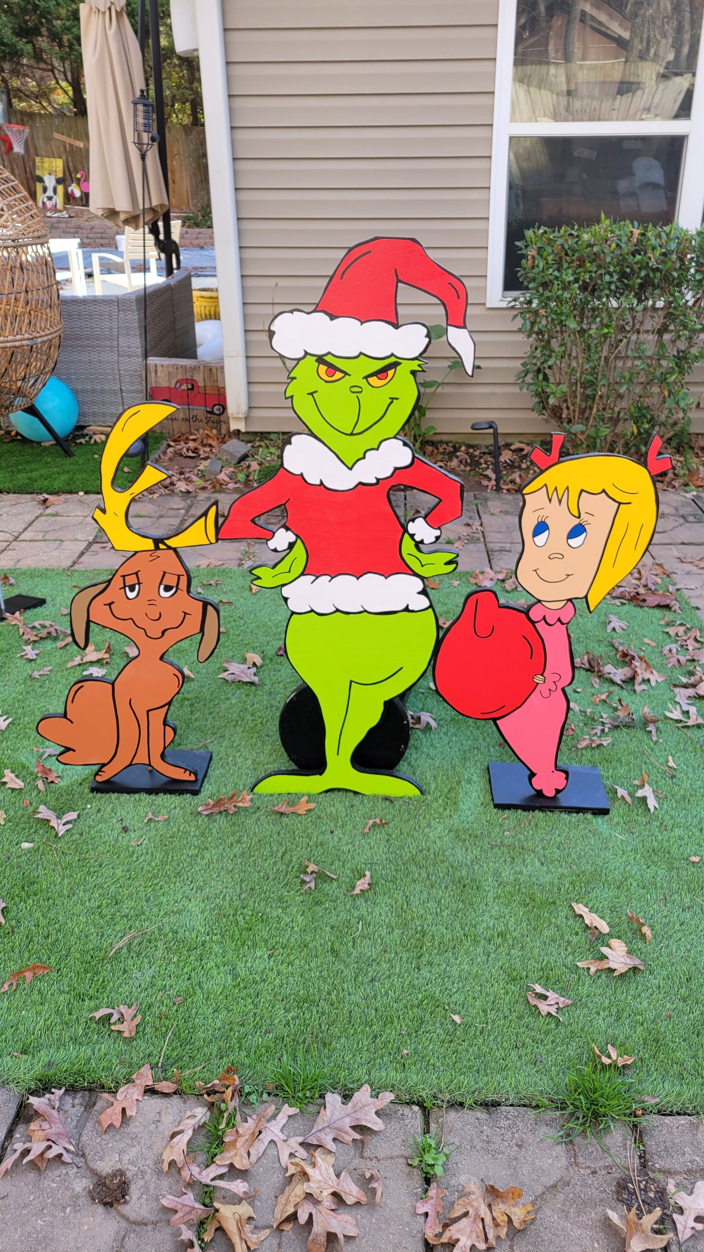 Grinch set lifesize