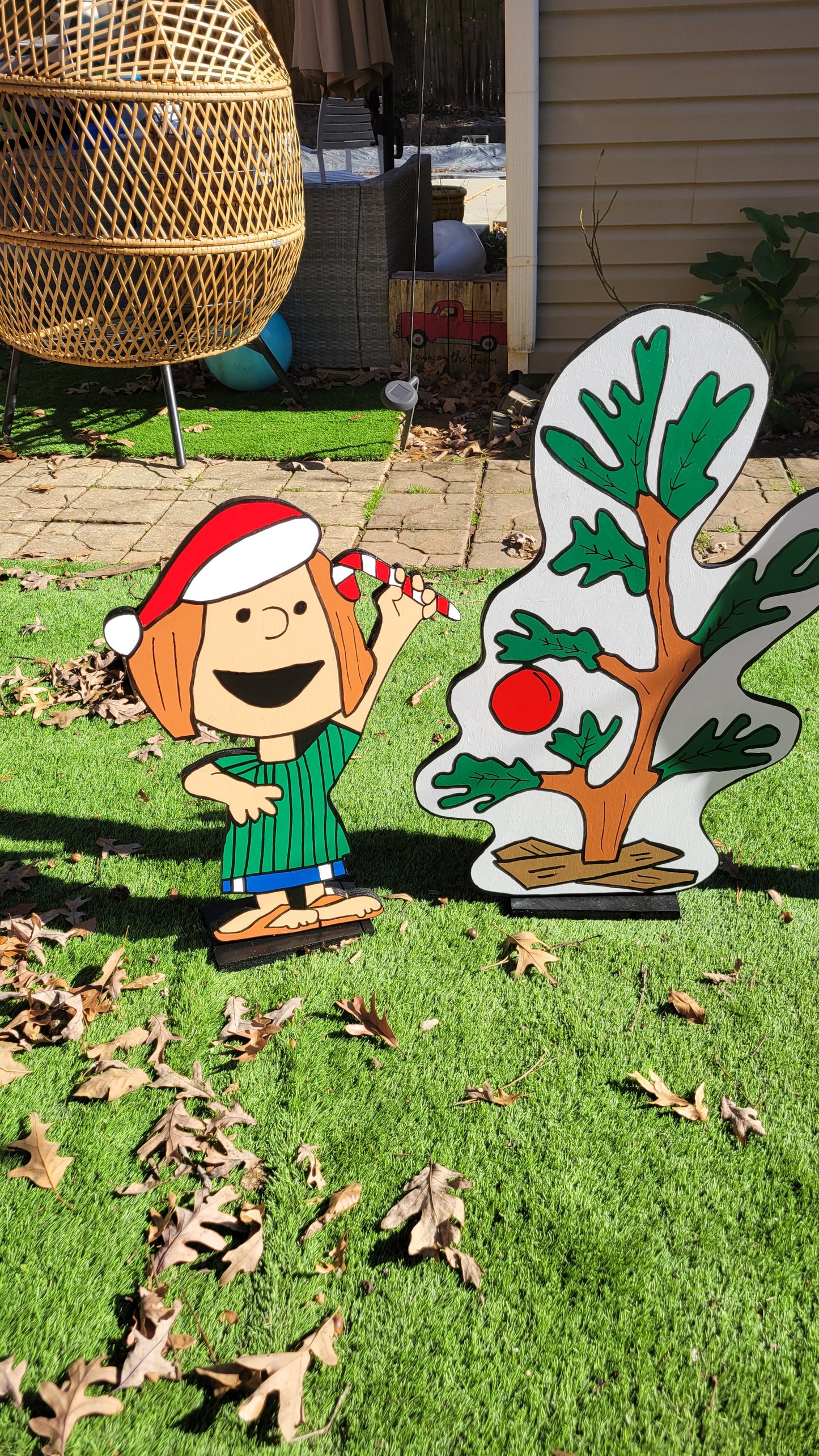 Charlie Brown and Patty with Christmas tree